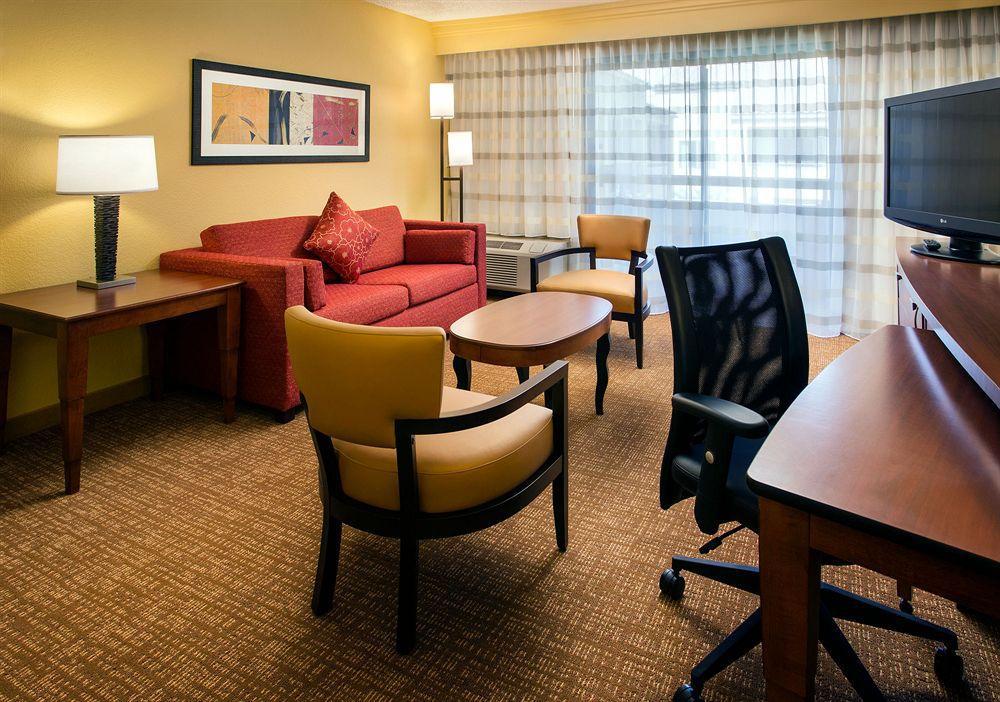 Courtyard Anaheim Buena Park Otel Dış mekan fotoğraf
